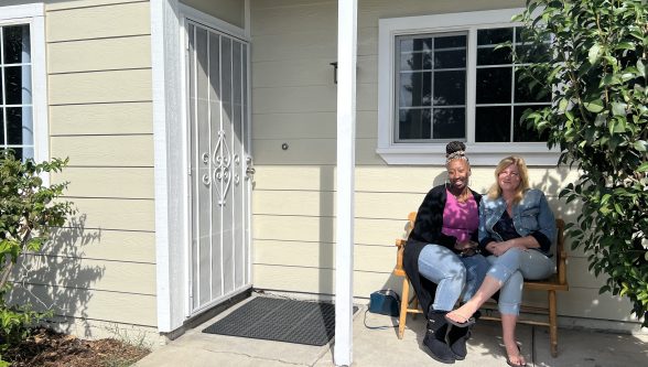 outside-of-womens-sle-w-residents-4-2